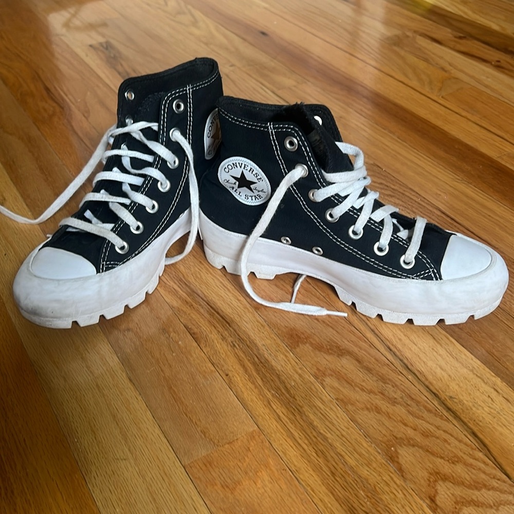 Pre-Loved Platform Black Converse